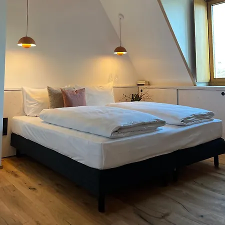 Hotel-Weingut Bernard Sulzfeld am Main Экстерьер фото