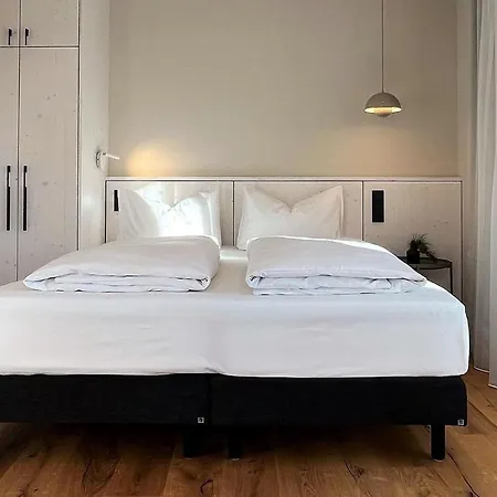 Hotel-Weingut Bernard Sulzfeld am Main Экстерьер фото
