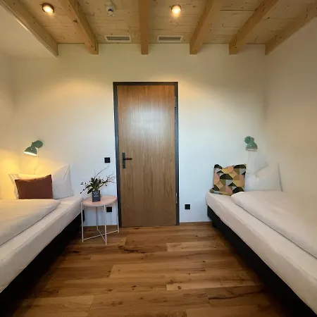 Hotel-Weingut Bernard Sulzfeld am Main Экстерьер фото